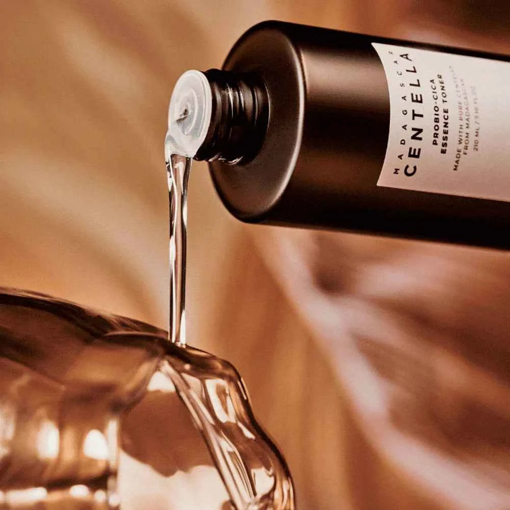 SKIN1004, Madagascar Centella Probio-Cica Essence Toner (210ml)